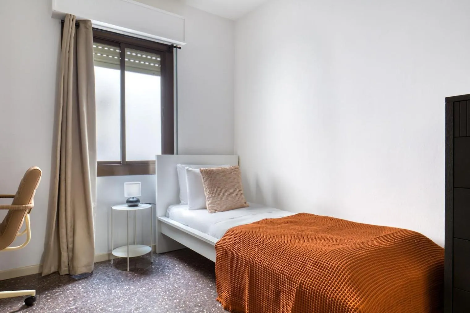 バルセロナSants-Montjuic 2Br W Balcony Bcn-64アパートメント アパート バルセロナ