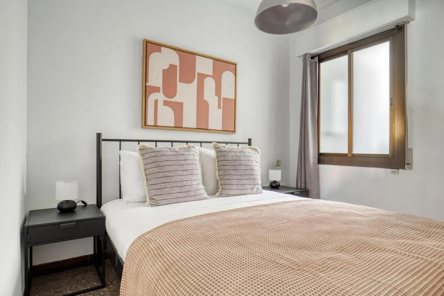 バルセロナSants-Montjuic 2Br W Balcony Bcn-64アパートメント 0*, バルセロナ スペイン