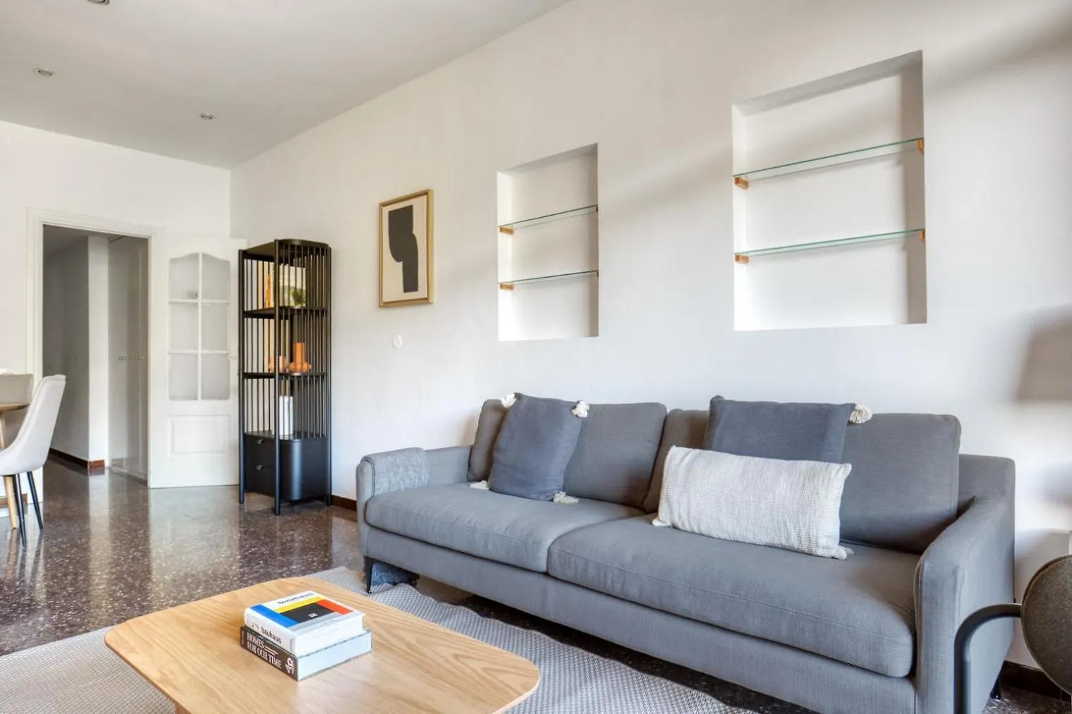 バルセロナSants-Montjuic 2Br W Balcony Bcn-64アパートメント 0*, バルセロナ