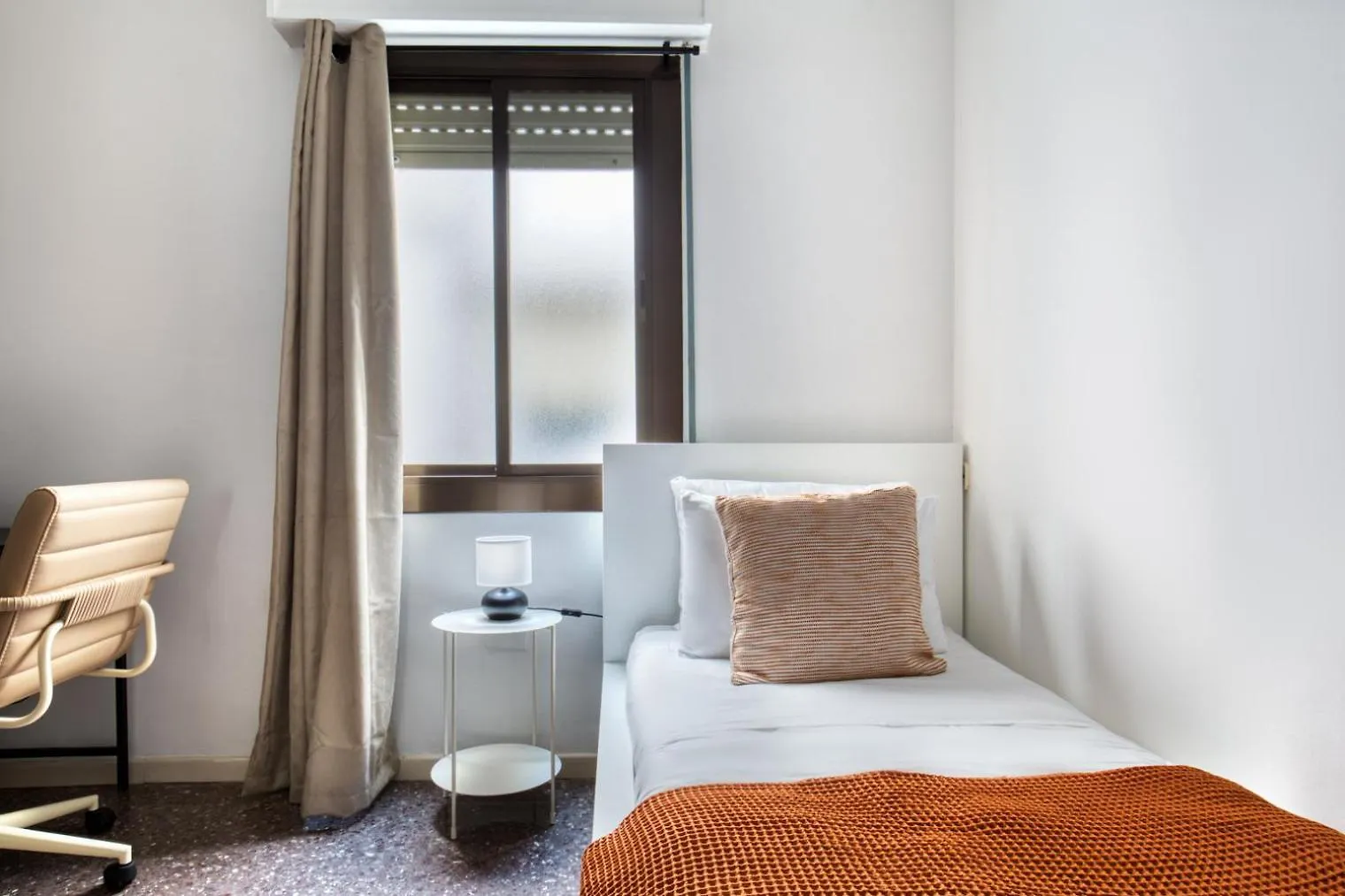 Ferienwohnung Sants-Montjuic 2Br W Balcony Bcn-64 Barcelona Apartment